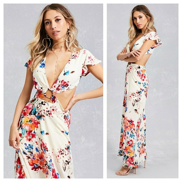 Dresses & Skirts - Cream cut out maxi dress